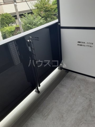 13/18 バルコニー
