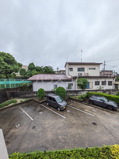 27/29 駐車場