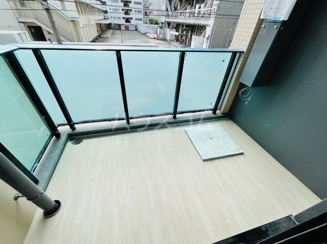 26/30 バルコニー