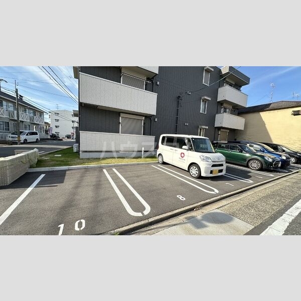 2/10 駐車場