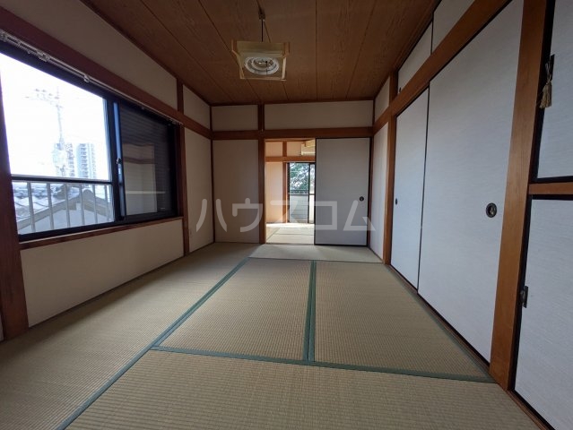 14/27 寝室