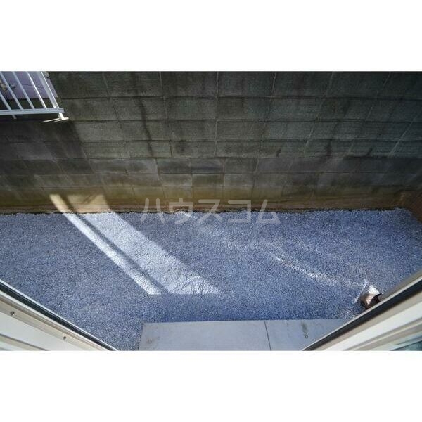 13/27 バルコニー