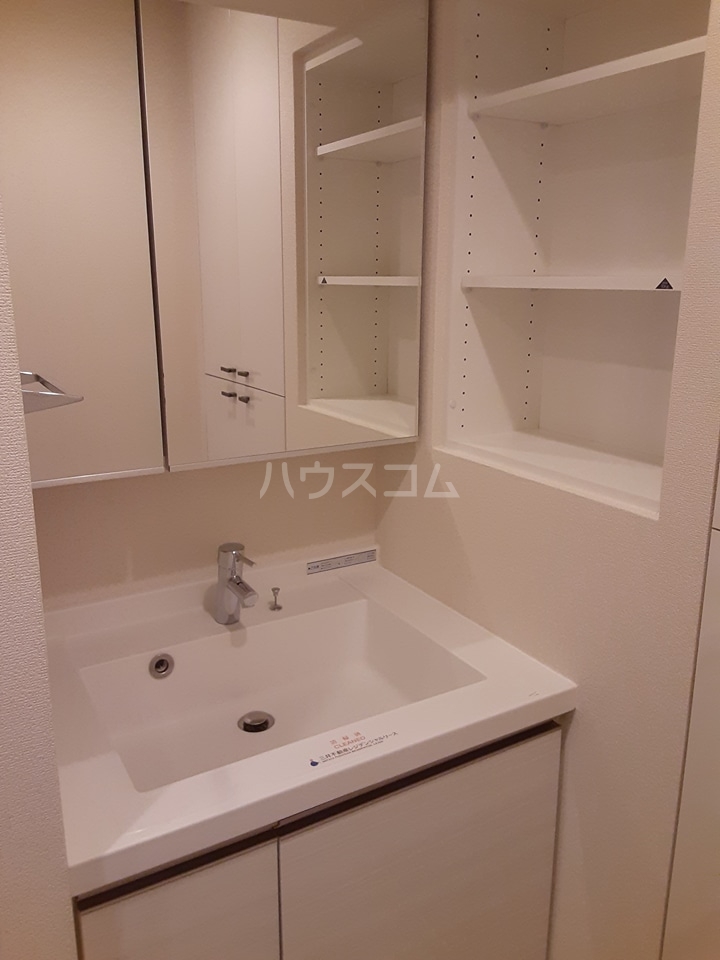 13/28 洗面