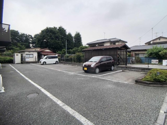 17/23 駐車場