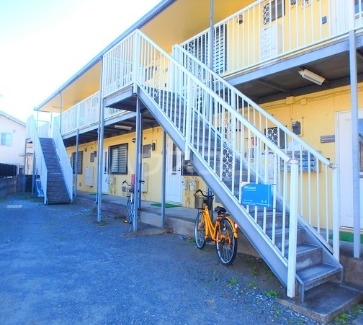 14/22 エントランス