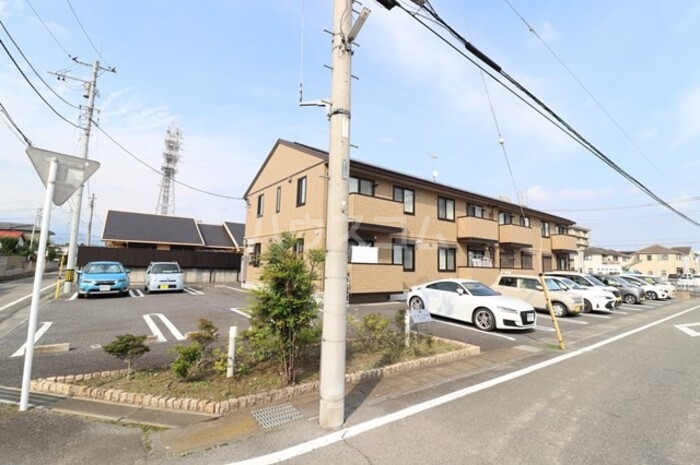 2/13 駐車場