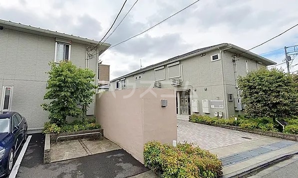 15/19 エントランス