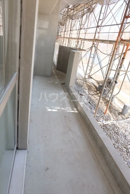 13/22 バルコニー