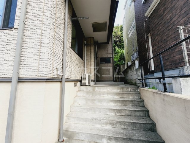 3/6 エントランス