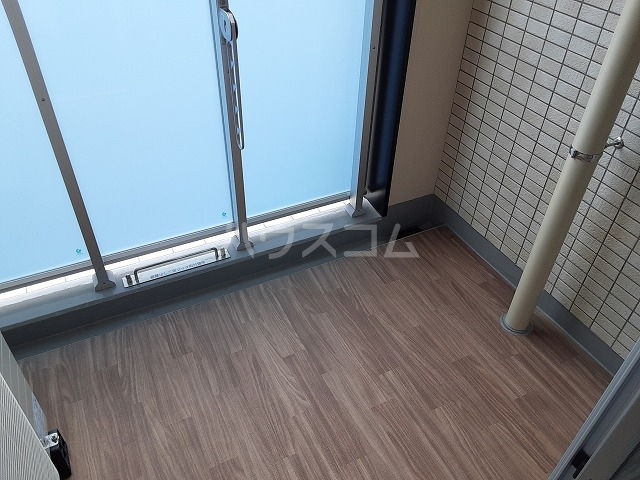 21/30 バルコニー