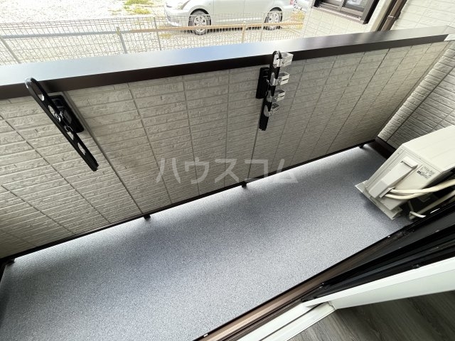 13/27 バルコニー