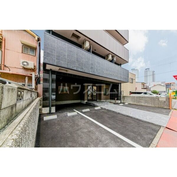 20/26 駐車場