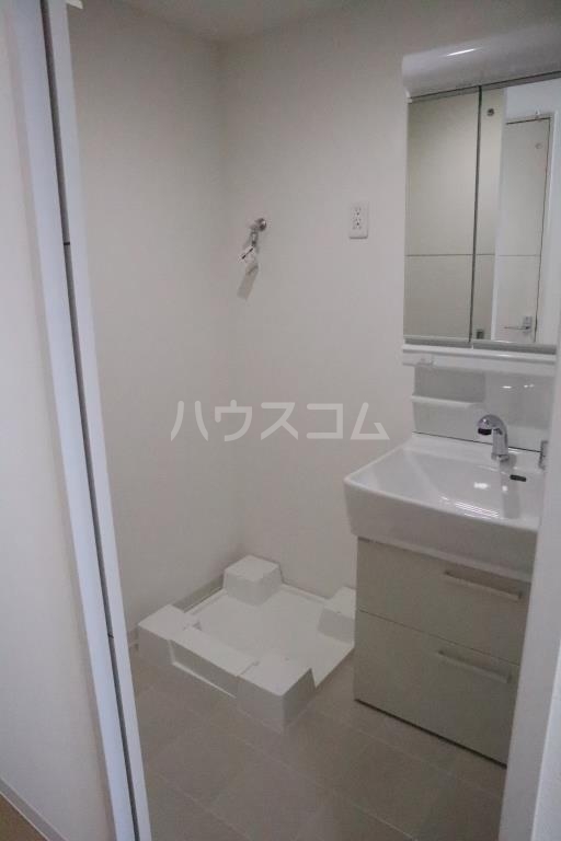13/30 洗面