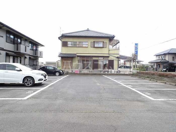 4/7 駐車場