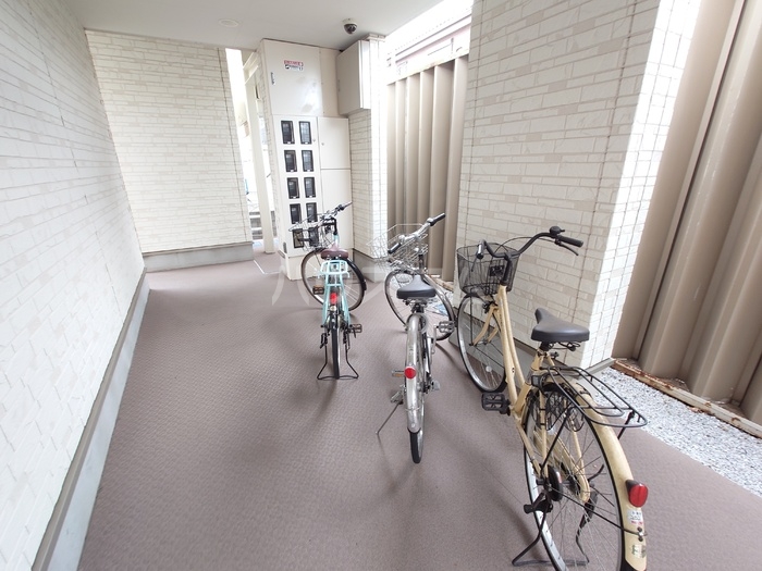 17/24 エントランス