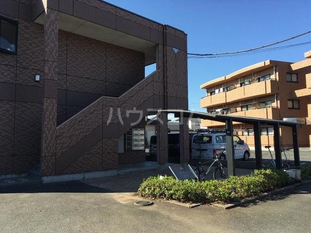 3/7 エントランス