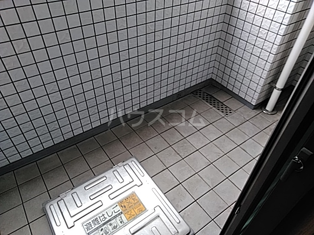 13/29 バルコニー