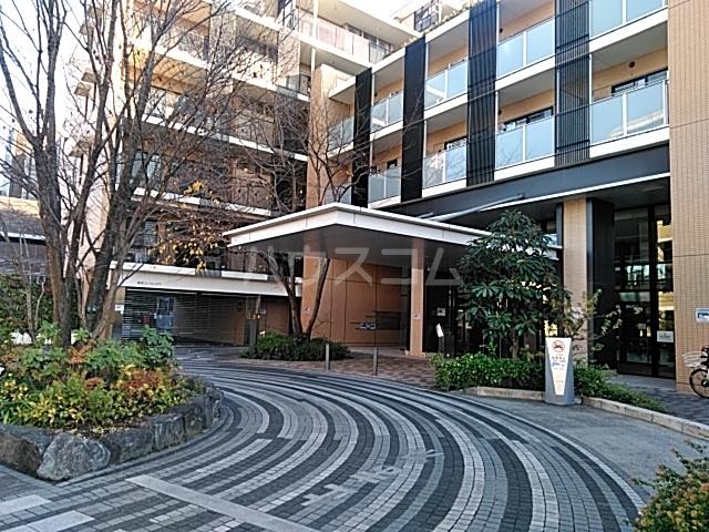 28/30 駐車場