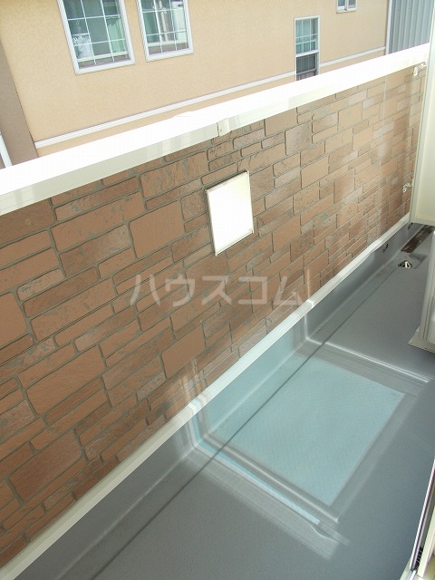 15/28 バルコニー