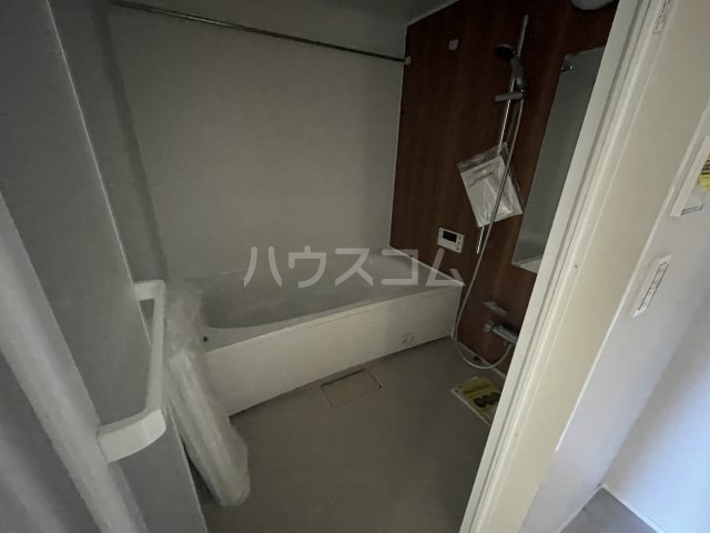 13/30 浴室