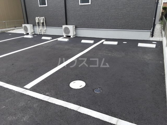 3/5 駐車場