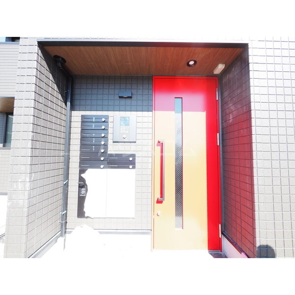 17/23 エントランス