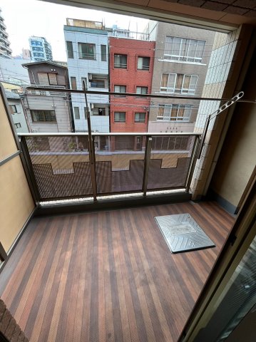 19/28 バルコニー