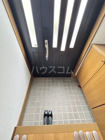 14/30 玄関