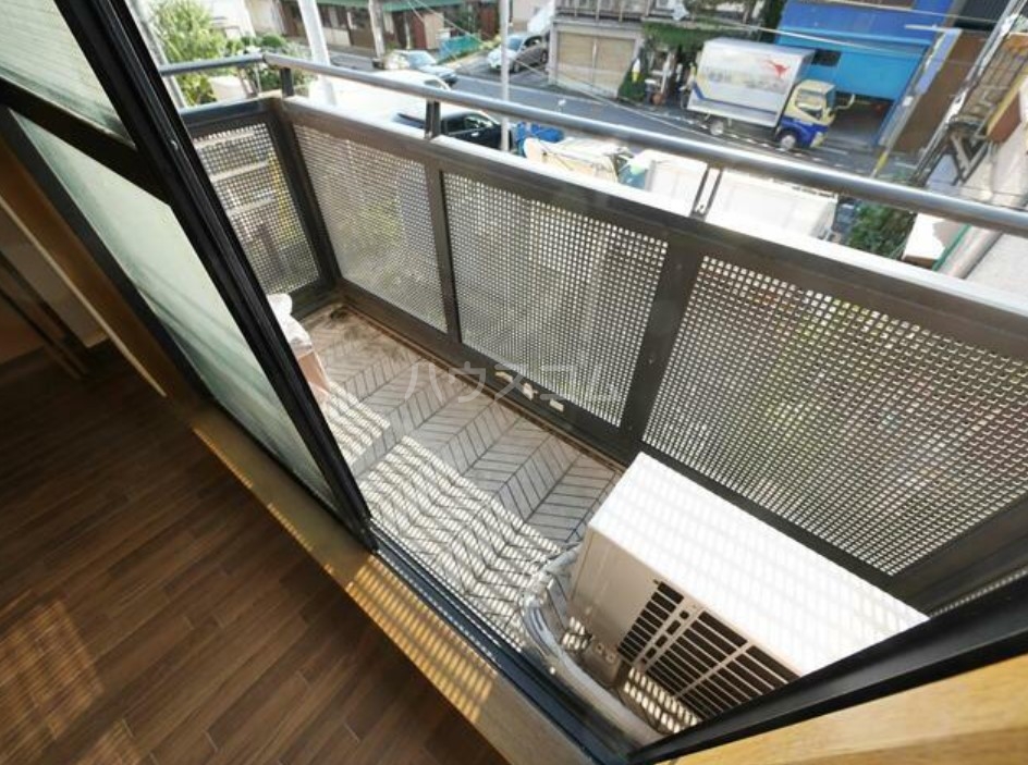 14/20 バルコニー