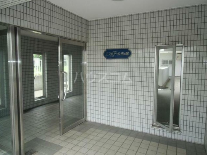 15/16 エントランス