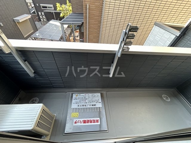 19/30 バルコニー