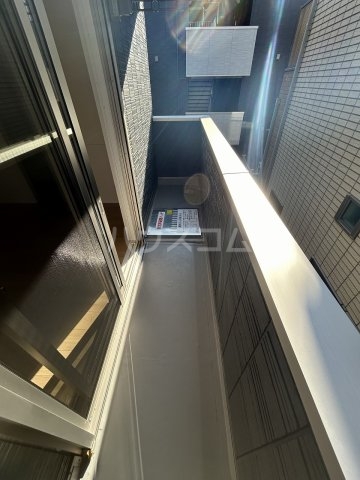 19/30 バルコニー