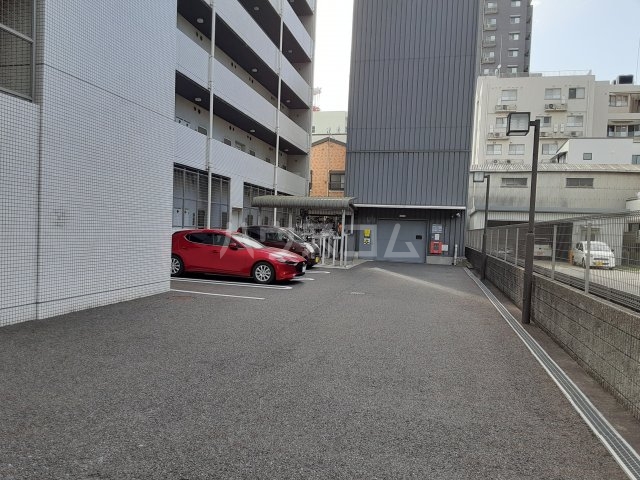 19/22 駐車場