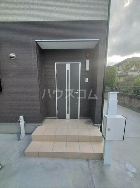 21/24 エントランス