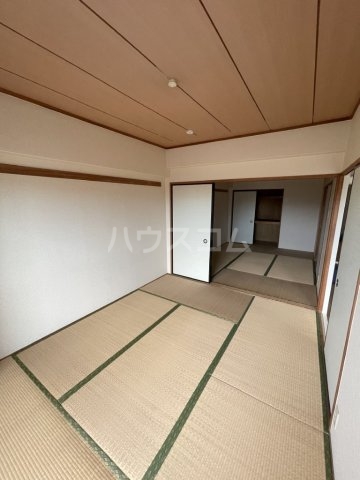 8/30 寝室