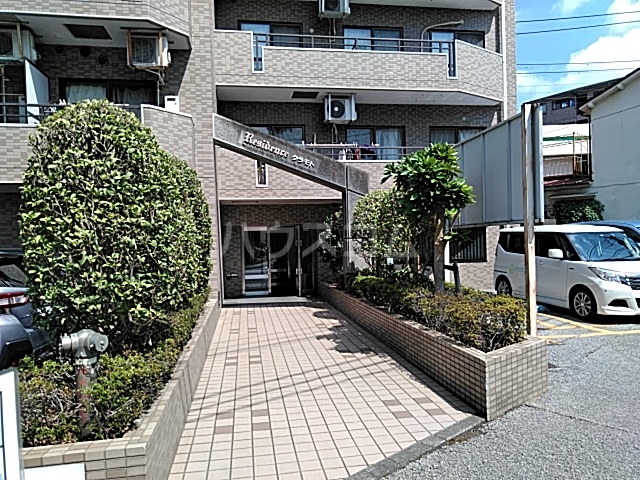 2/8 エントランス