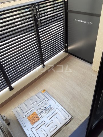 15/28 バルコニー