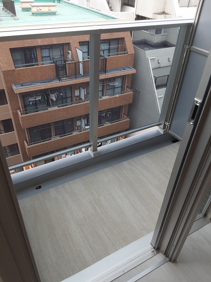 13/27 バルコニー