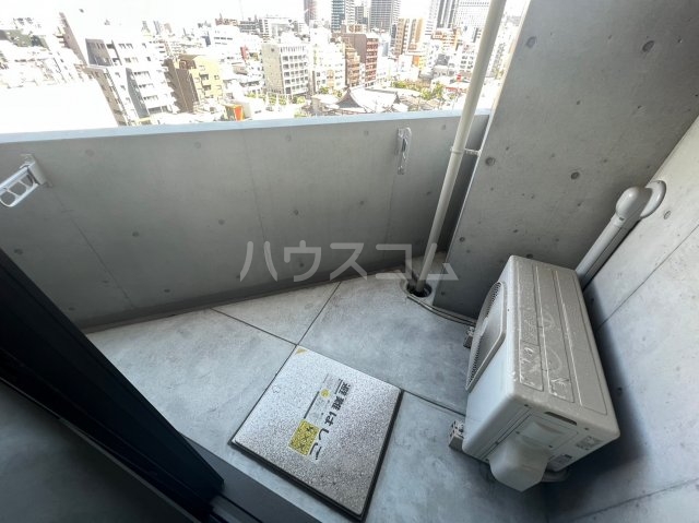 19/30 バルコニー