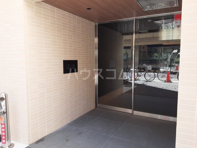 2/11 エントランス