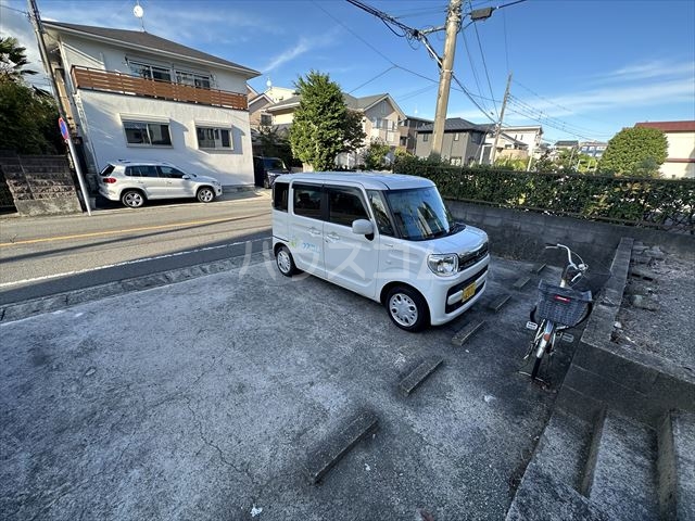 20/30 駐車場