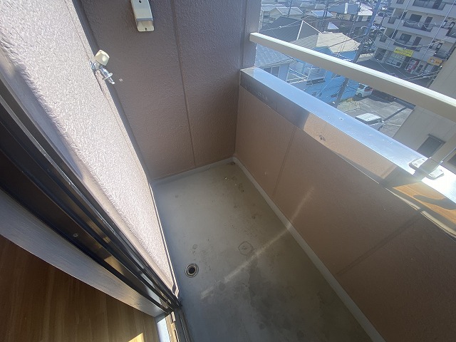 23/30 バルコニー