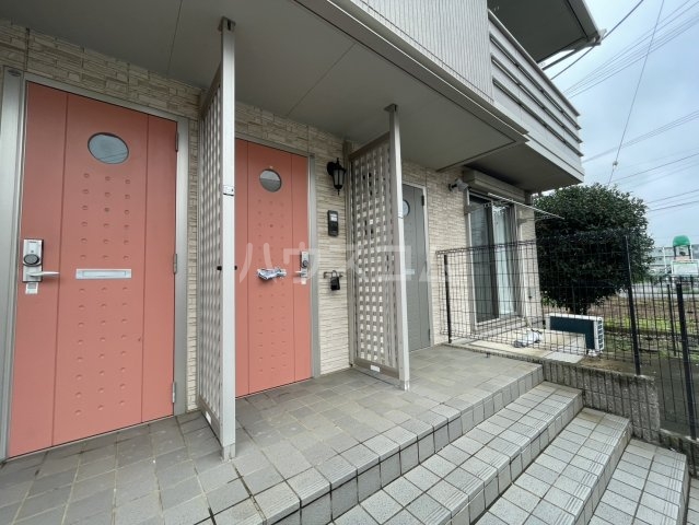 20/30 エントランス