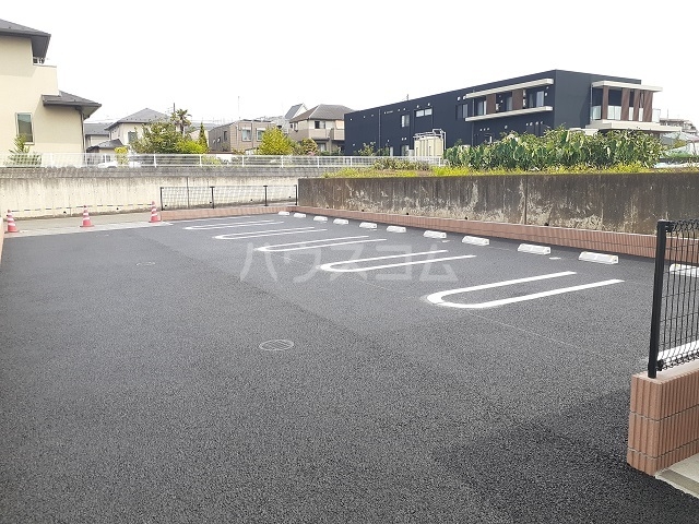 15/27 駐車場