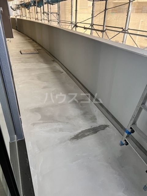 16/28 バルコニー