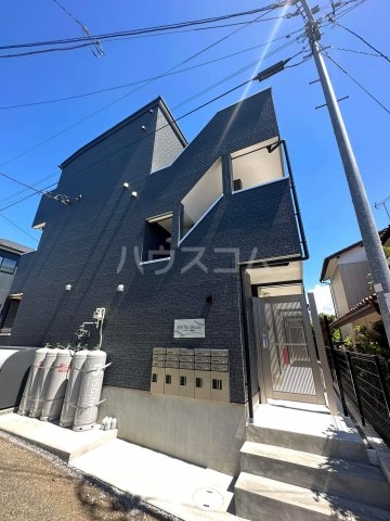 2/30 外観