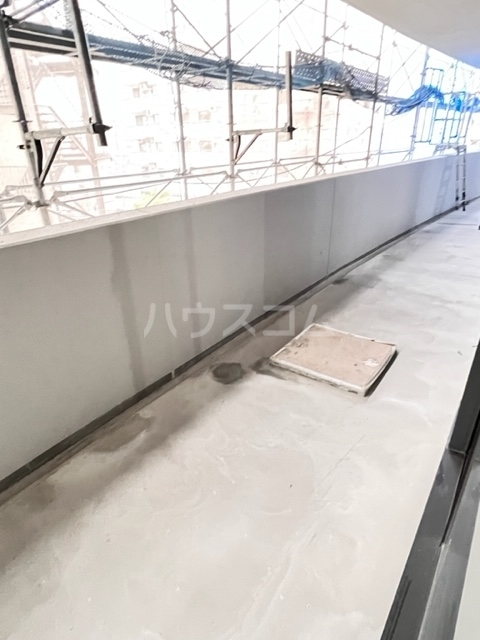 14/27 バルコニー