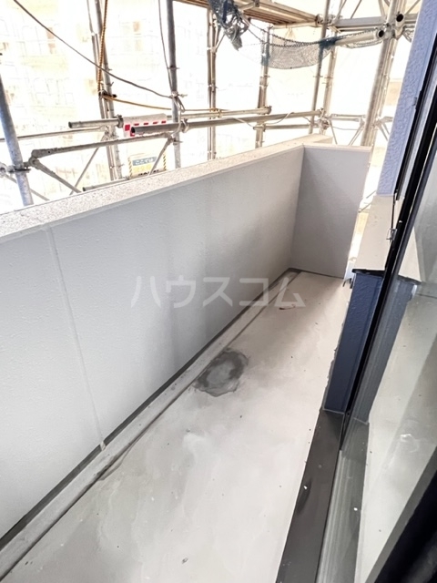 14/28 バルコニー