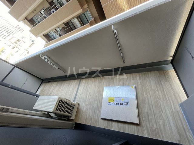 13/21 バルコニー