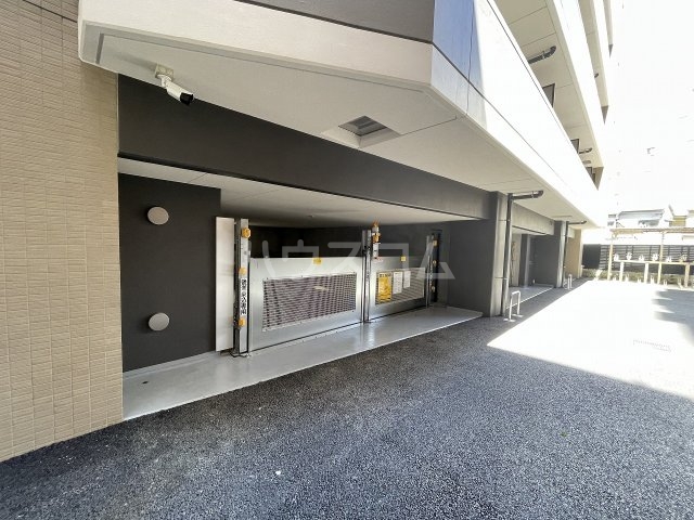 21/22 駐車場
